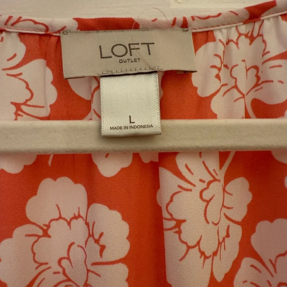 LOFT Women's Floral Sleeveless Top - Red and White - Picture 4 of 7